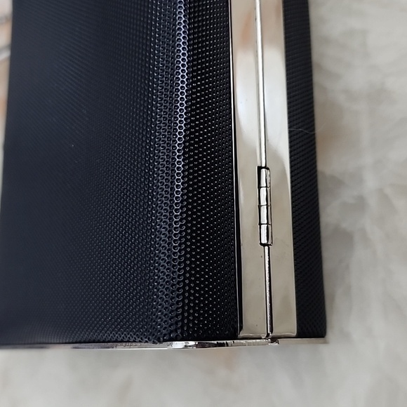 Sasha Vintage Metal Clutch Bag/ Forever21 Quilted Faux Leather Box Clutch - Picture 3 of 16